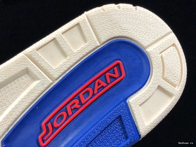 Flight 3 Jordan 136064-140 International Retro  1109